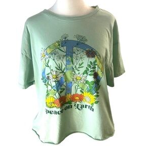 Awake Cropped Tee Women XL Light Green Peace on Earth Graphic Flower ShortSleeve